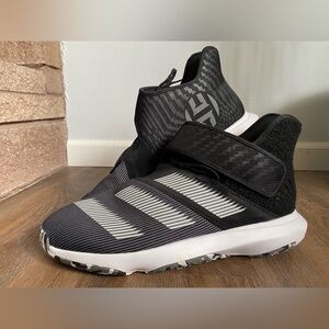 listing-status-banner